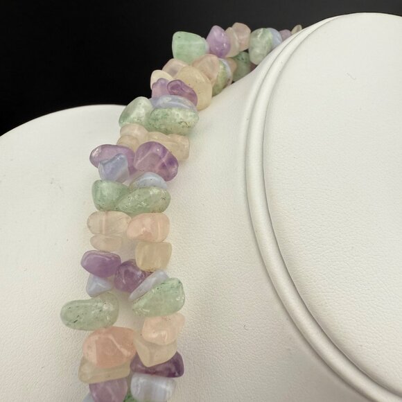 Multi-Gemstone Chip Beaded Long Strand Necklace Pastel Colors Green Pink & Laven - Picture 2 of 7